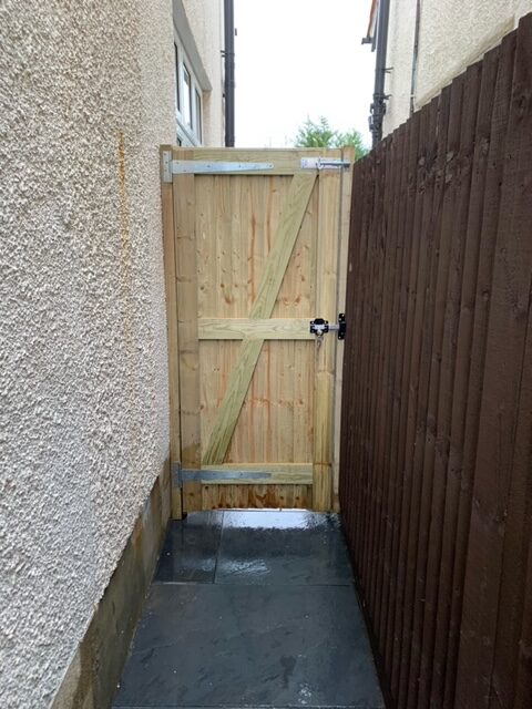 new_door_epsom_ewell_kt_17 new_door_epsom_ewell_kt_17