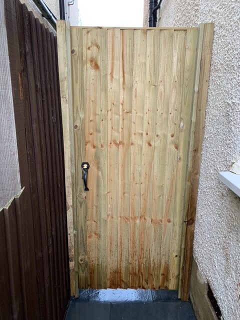 instal_door_epsom_glyn_school instal_door_epsom_glyn_school
