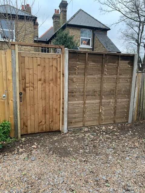 closeboard_back_gate_replacing_lap_panel closeboard_back_gate_replacing_lap_panel