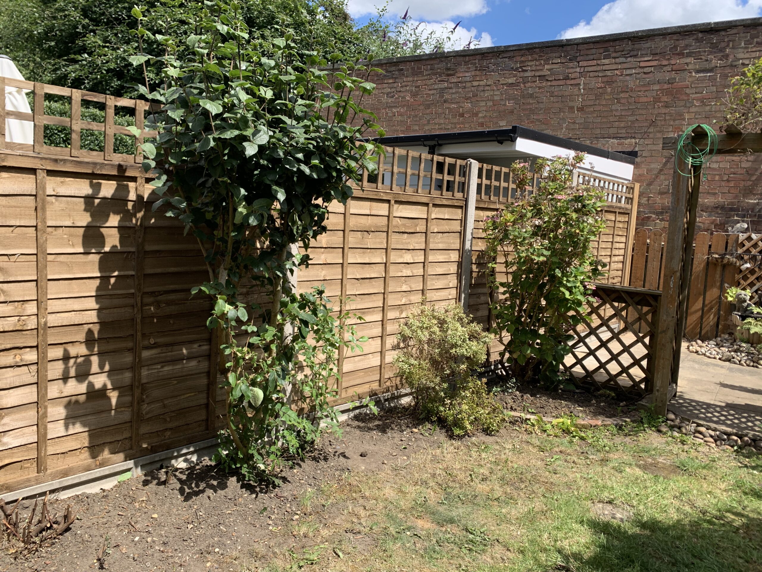 Fencing_Contractor_in_New_Malden_lap_panel Fencing_Contractor_in_New_Malden_lap_panel