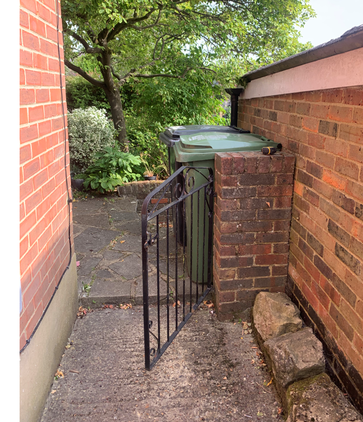 replace_side_metal_gate_by_fencing_contractors_epsom_fencing replace_side_metal_gate_by_fencing_contractors_epsom_fencing