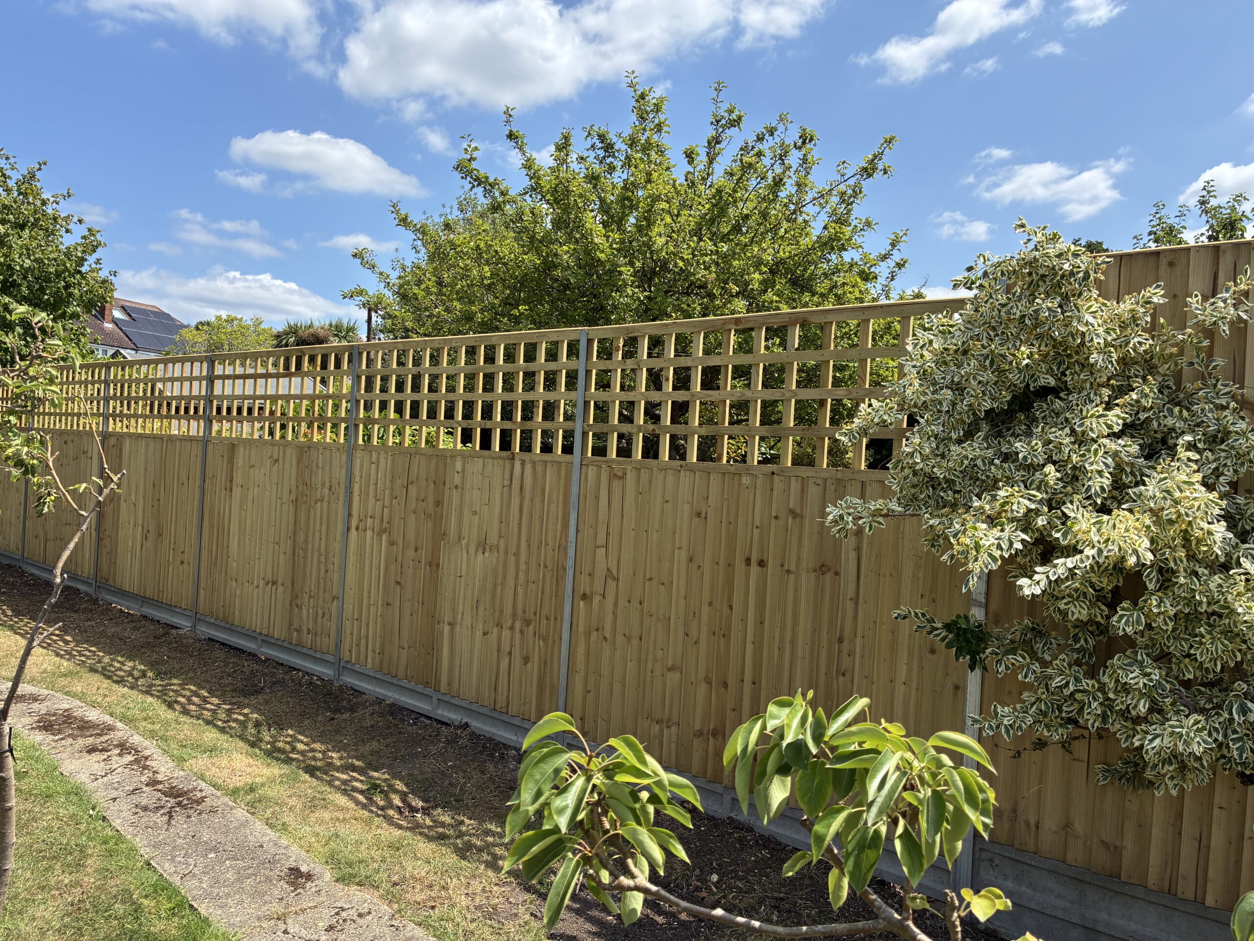 Fencing Wimbledon | Expert Fence Installation & Repair Expert fencing installation and repair in Wimbledon by Epsom Fencing